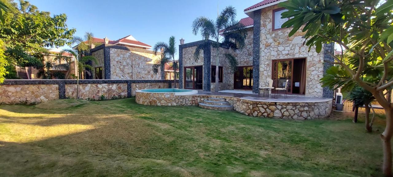 Vikrama Heritage Resort Pavagadh Halol Exterior foto