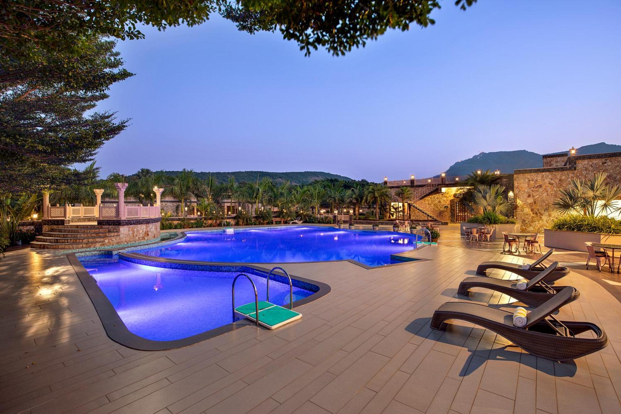 Vikrama Heritage Resort Pavagadh Halol Exterior foto
