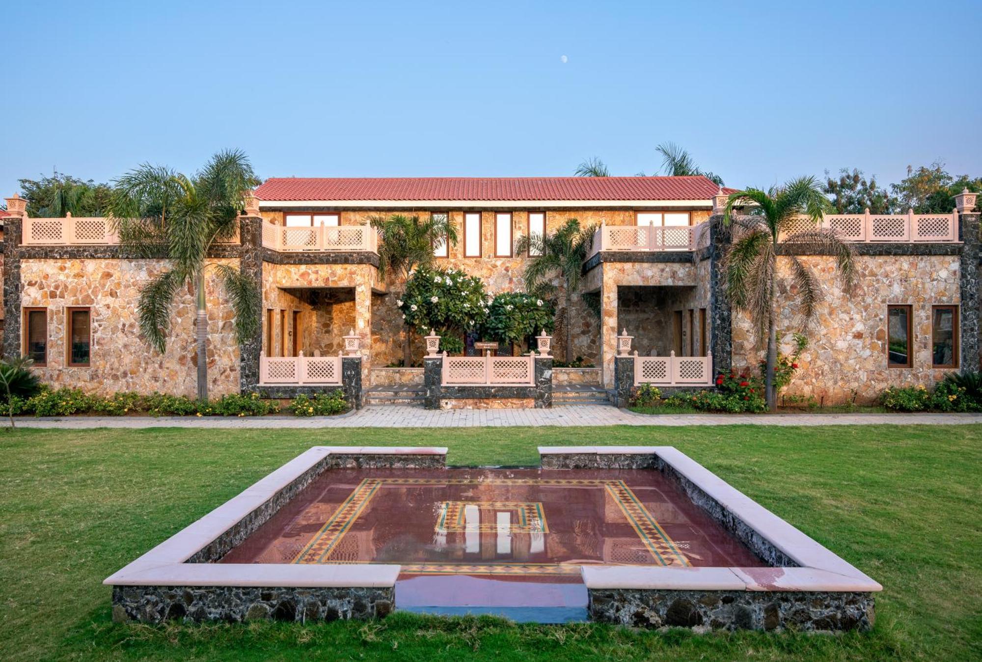 Vikrama Heritage Resort Pavagadh Halol Exterior foto